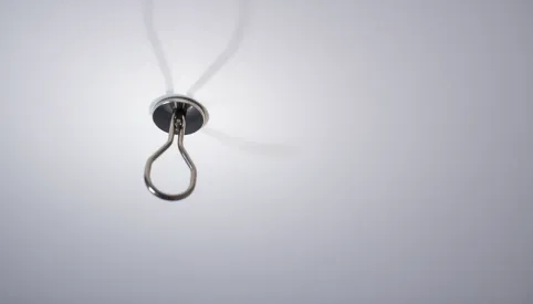 Jaki ciężar można powiesić na suficie podwieszanym