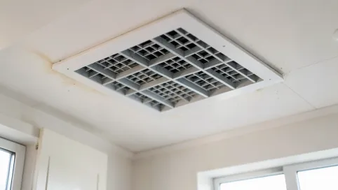 kratka wentylacyjna w suficie