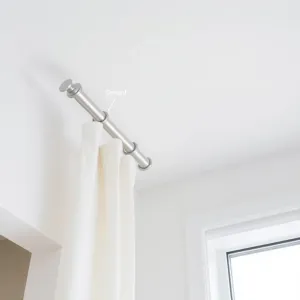 Na jakiej wysokości karnisz od sufitu